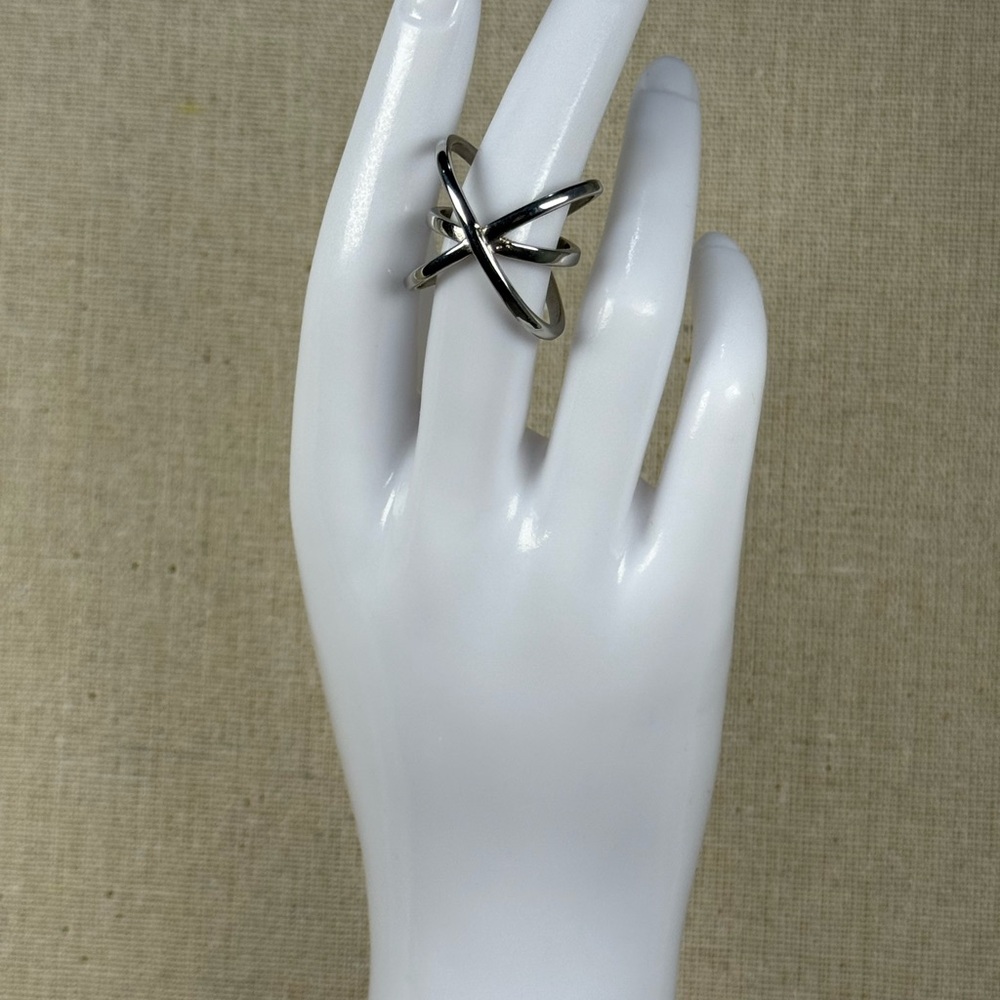 Stainless steel  Crisscross Ring